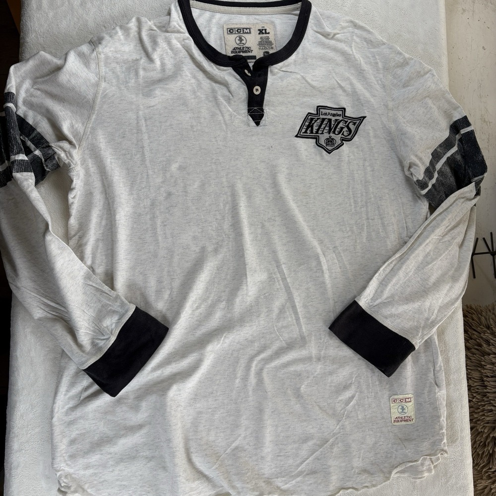 LA Kings CCM Long Sleeve Henley Shirt XL NHL Hockey Graphic Logo Tee